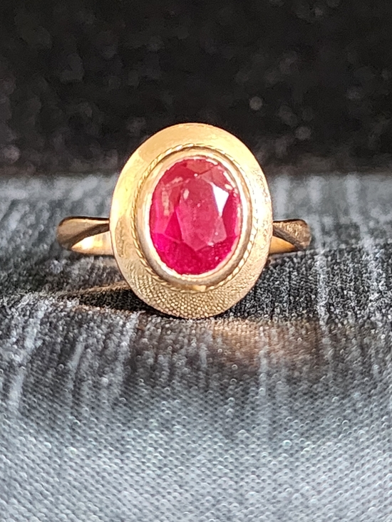 Vintage Jewelry - Vintage 14K Yellow Gold Oval Red Ruby Bezel Solitaire Ring Sz 8